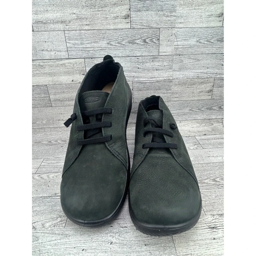KEEN Mosey Chukka‎ Men Sz 11 Dark Olive Green Leather Minimalist Boots 1029529